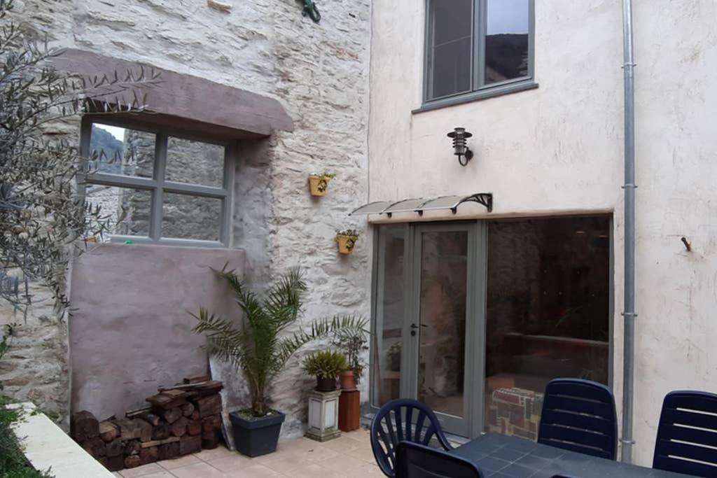 Havre De Paix Au Pied De La Montagne Villa Les Ilhes Bagian luar foto