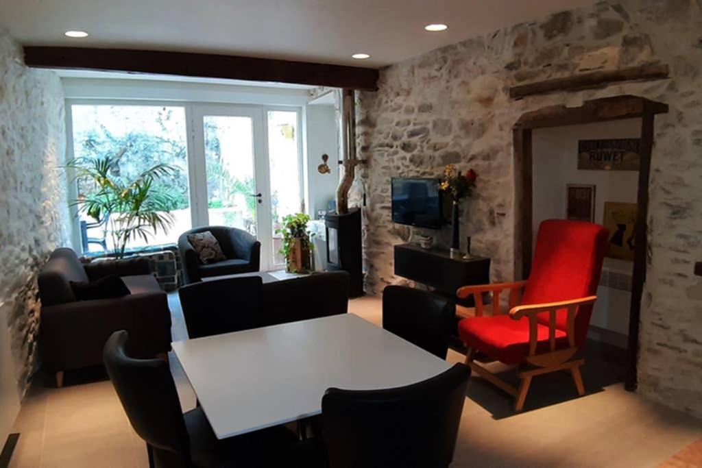 Havre De Paix Au Pied De La Montagne Villa Les Ilhes Bagian luar foto