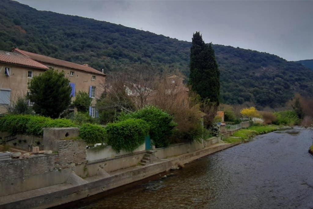Havre De Paix Au Pied De La Montagne Villa Les Ilhes Bagian luar foto