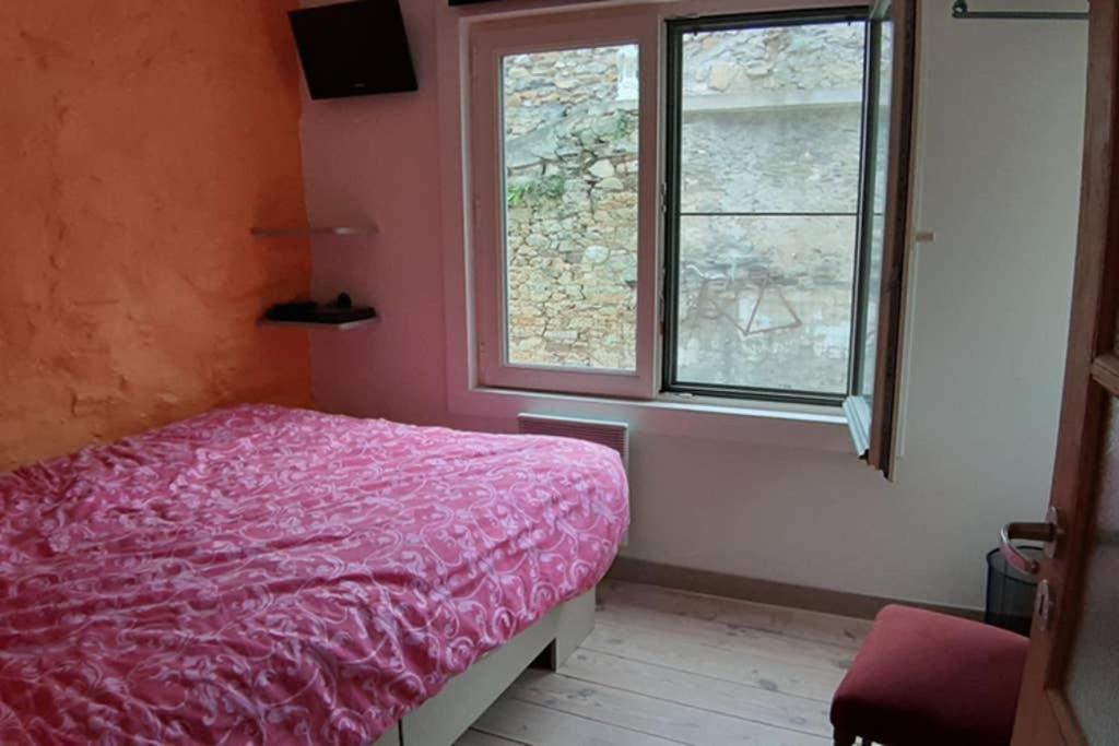 Havre De Paix Au Pied De La Montagne Villa Les Ilhes Bagian luar foto